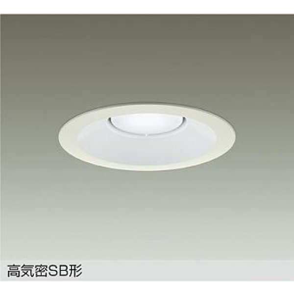 画像1: 大光電機(DAIKO) DDL-6314WW ダウンライト 埋込穴φ150 非調光 昼白色 LED ランプ付 高気密SB形 リニューアル用 ホワイト (1)