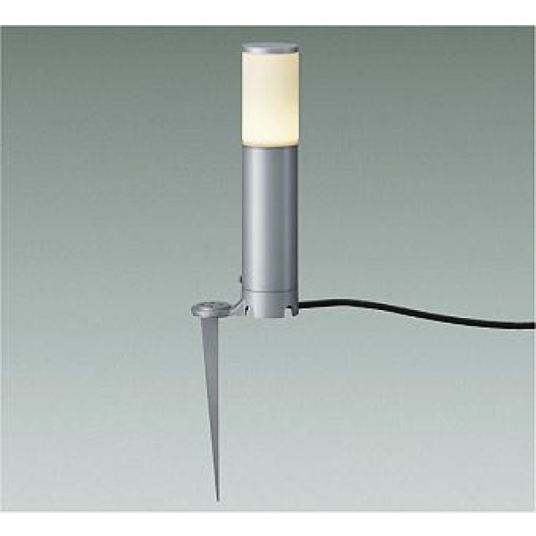 画像1: 大光電機(DAIKO) DWP-42428YG アウトドアライト ポール灯 非調光 電球色 LED ランプ付 防雨形 シルバー (1)